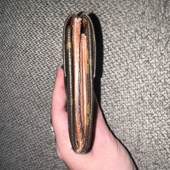 Louis Vuitton Monogram Canvas Monnaie Double Snap Wallet - Picture 7 of 8